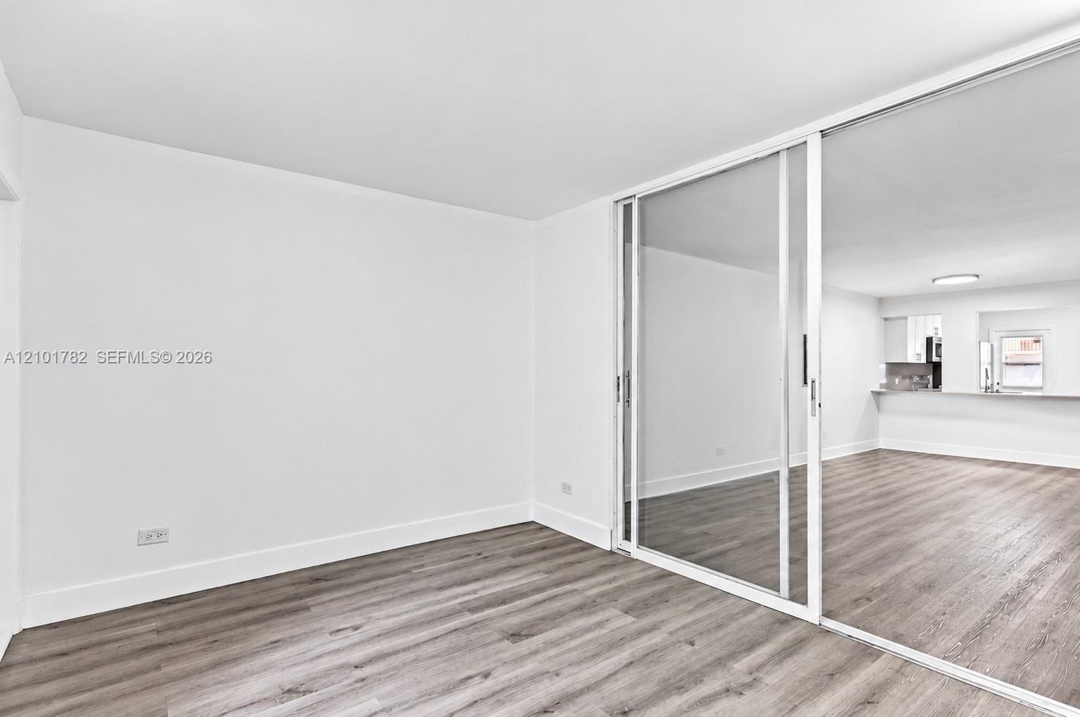 ROYAL OAKS CONDO · #125 in Miami - Photo 8