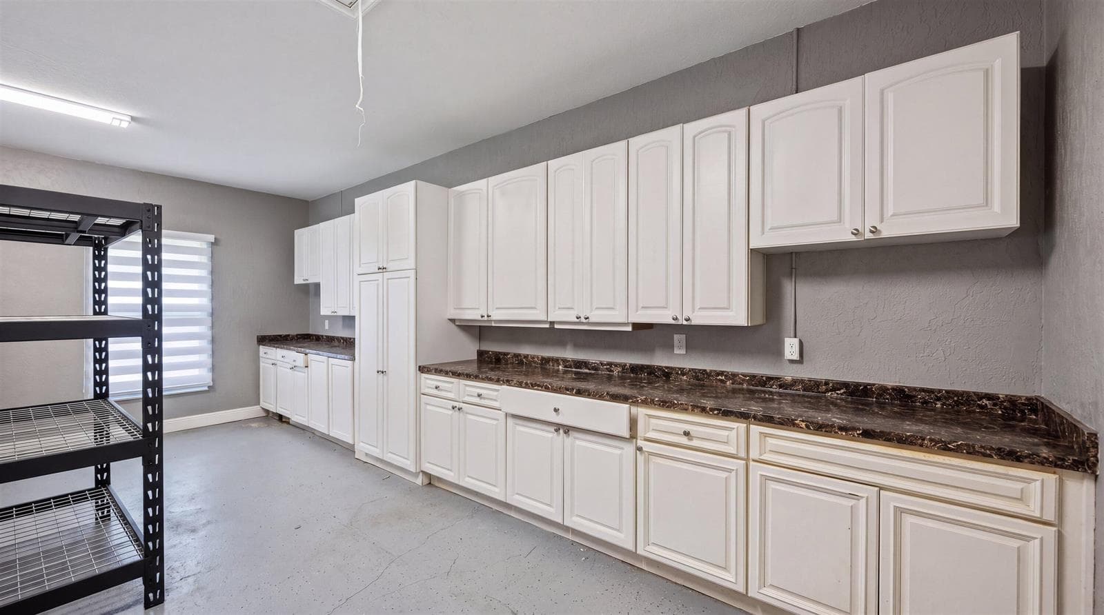 57-14816 Stirrup Ln