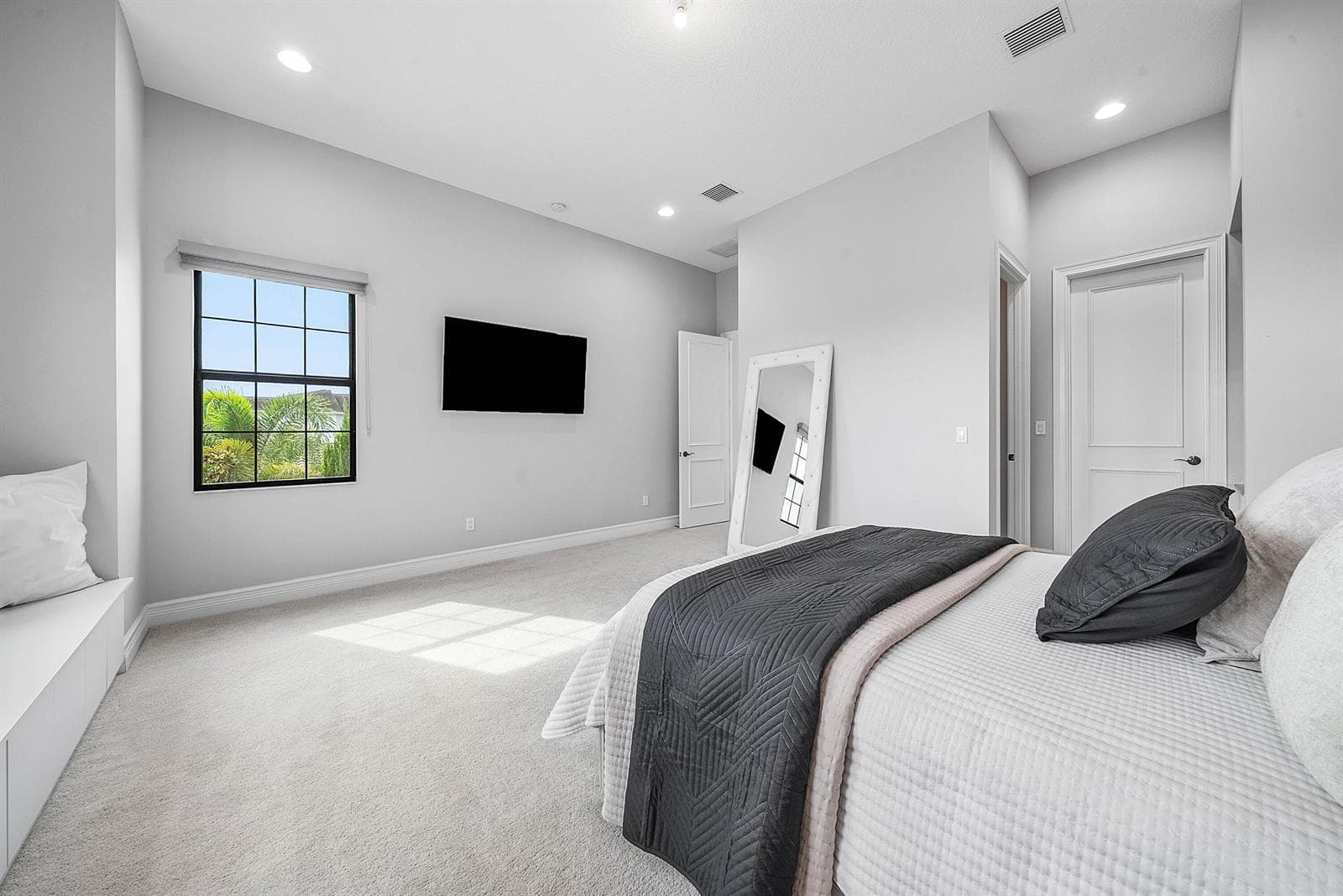 044-8985ChauvetWay-BocaRaton-FL-33496-FU