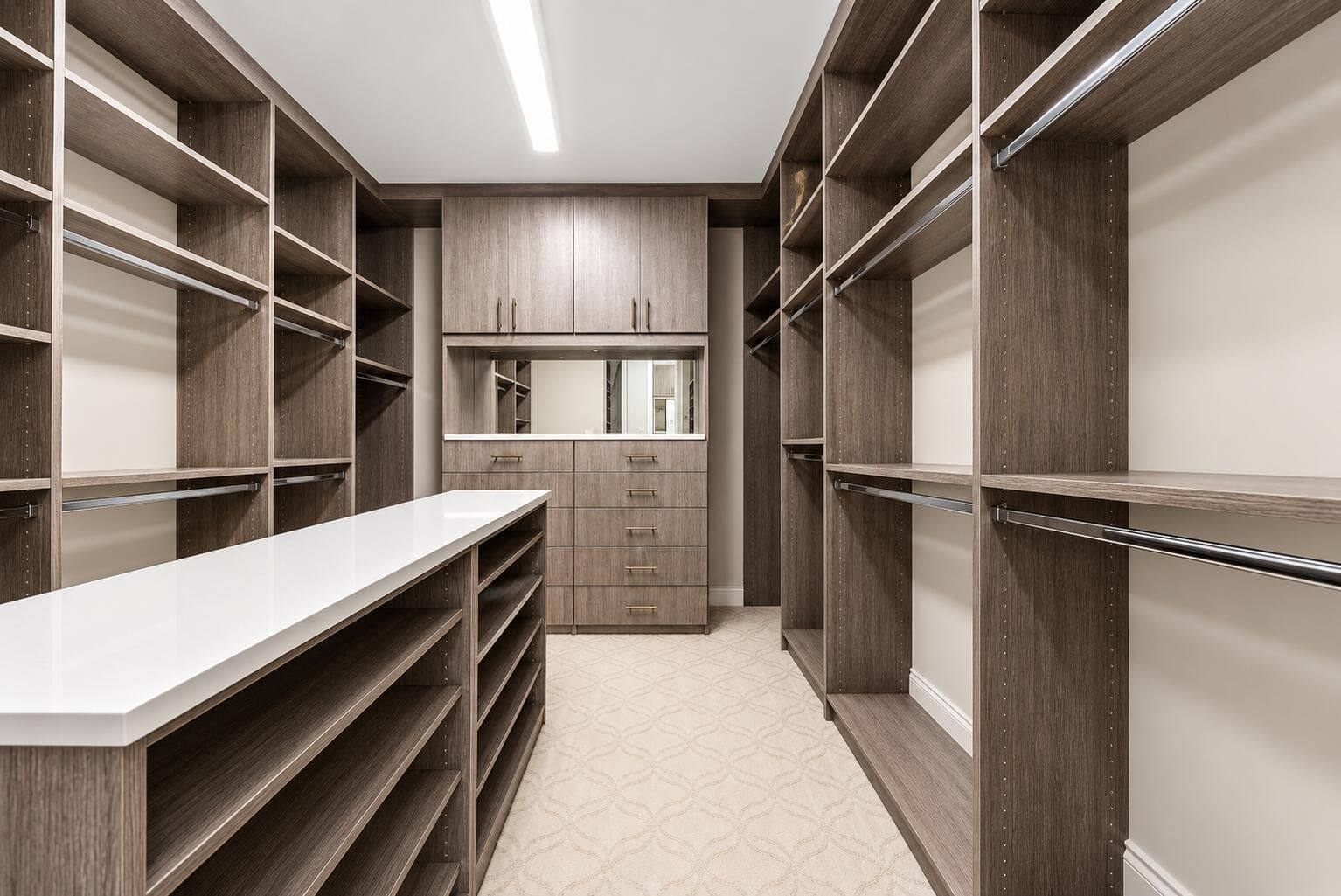 empty closet - 01