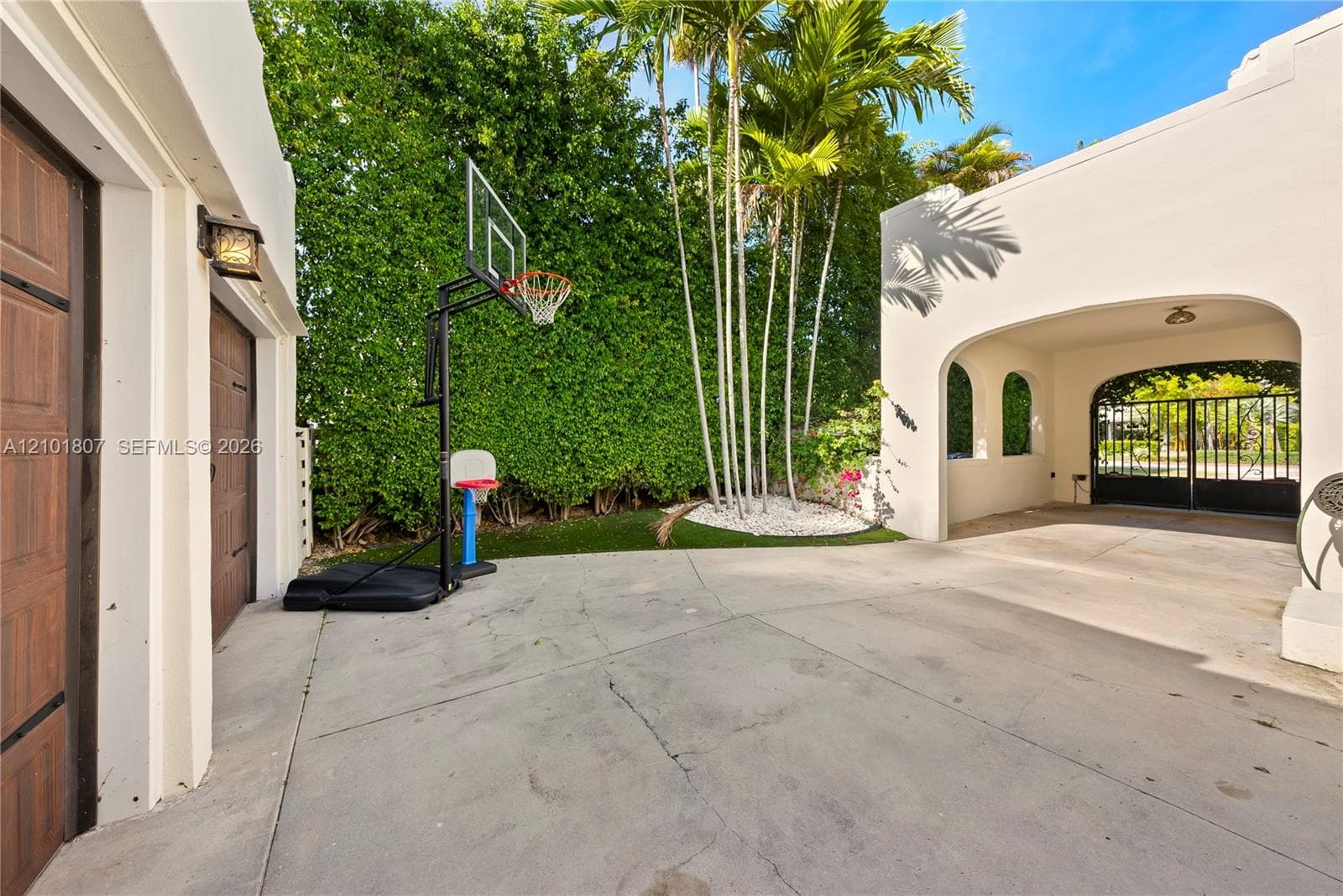 5800 La Gorce Dr photo 39