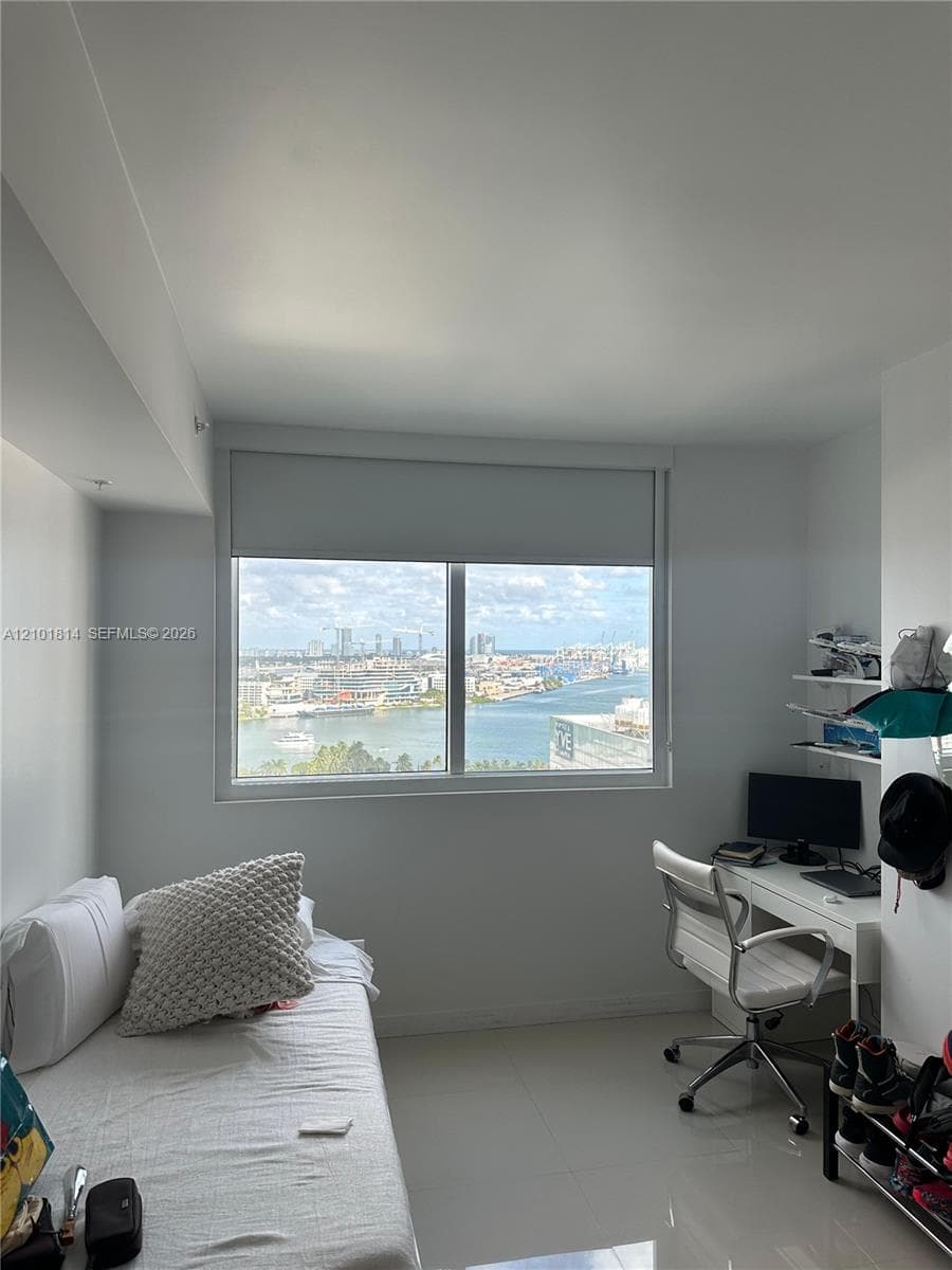 Guest bedroom
