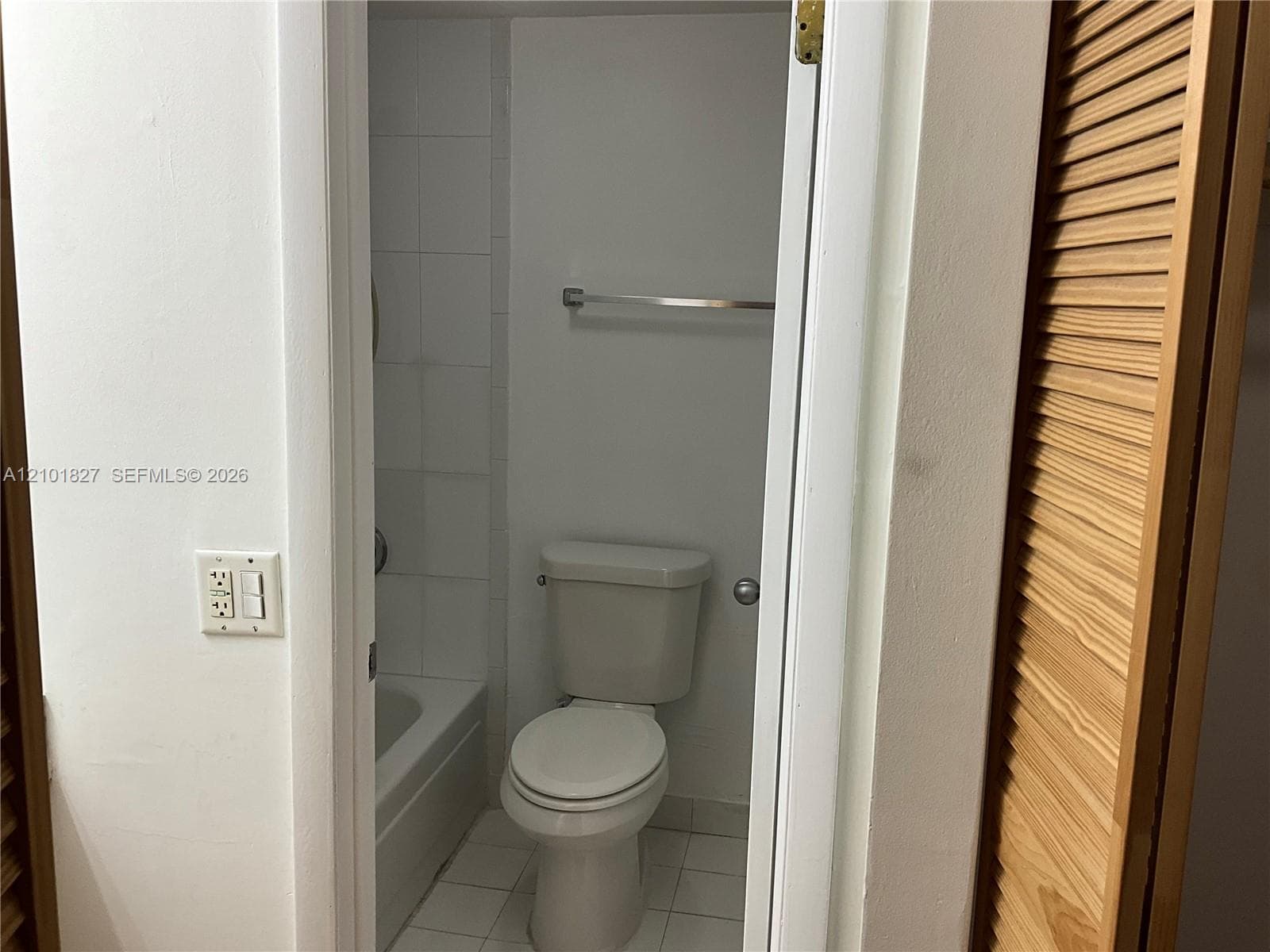 LOS SUENOS CONDO · #D306 in Hialeah - Photo 34
