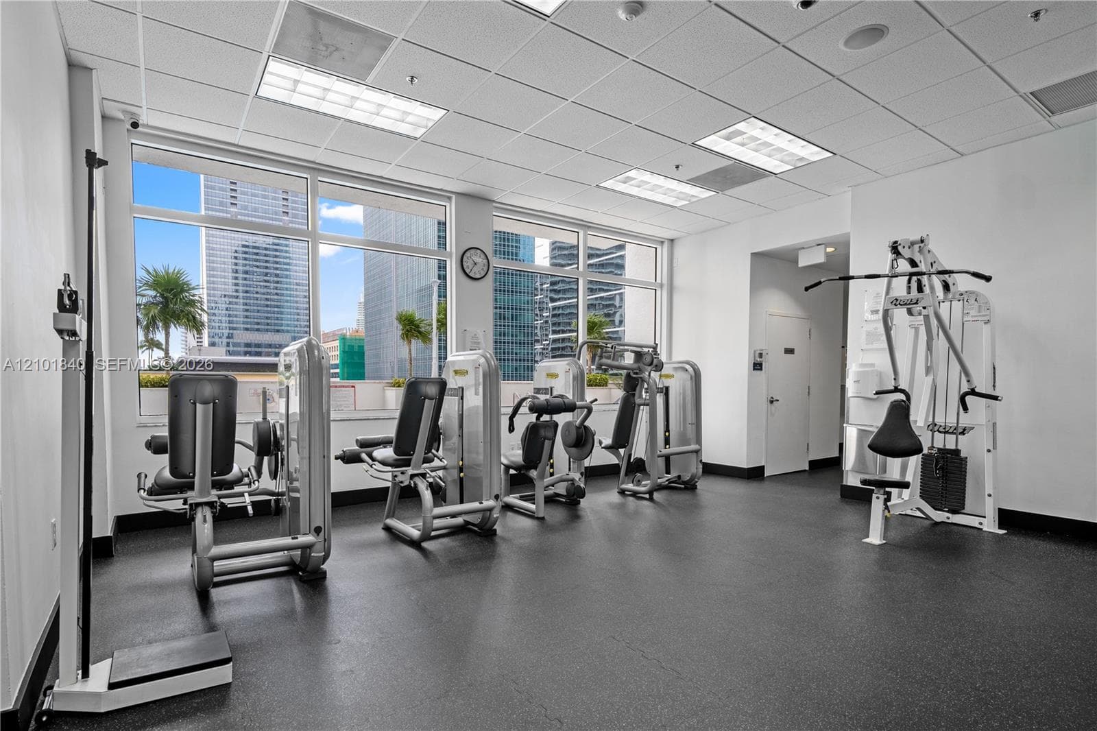 The Club at Brickell Bay · #1907 in Miami - Photo 32