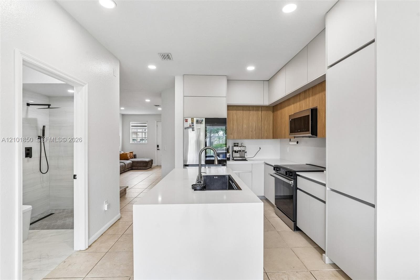 461 NE 21st Ter #461 photo 16