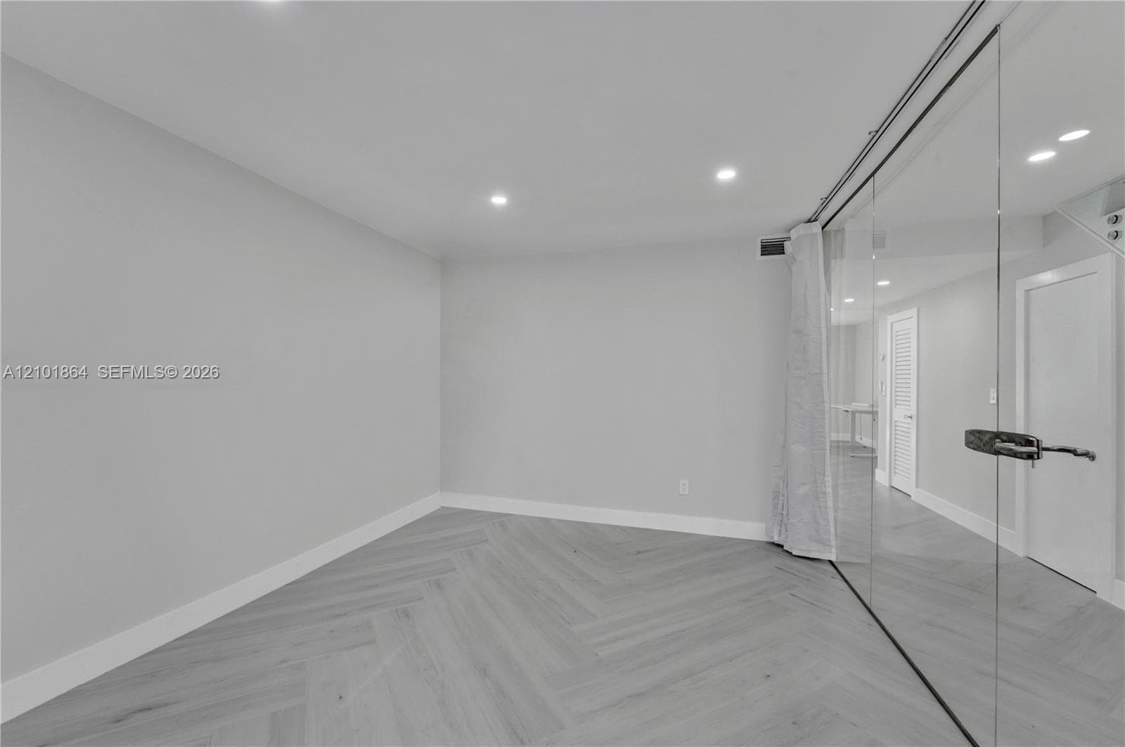 Beach Club Villas Condo · #43 in North Miami Beach - Photo 12