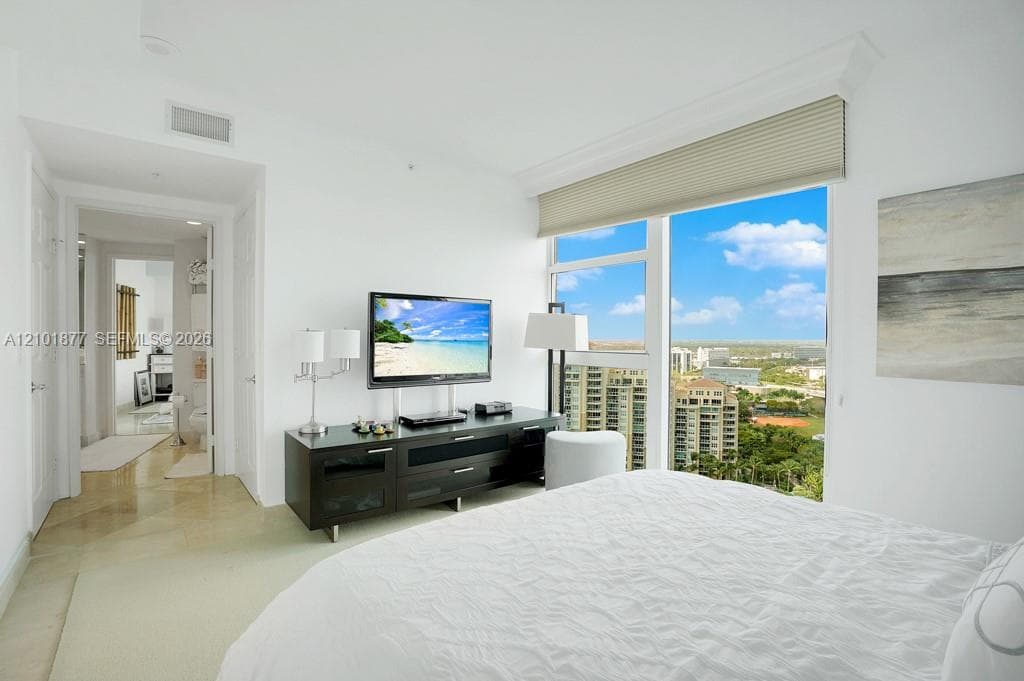 Hidden Bay · #2310 in Aventura - Photo 20