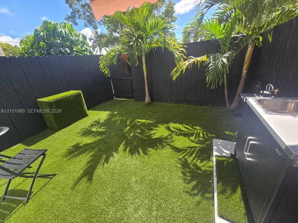 DOWNER PALMS DIV NO 1 · #2 in Homestead - Photo 3