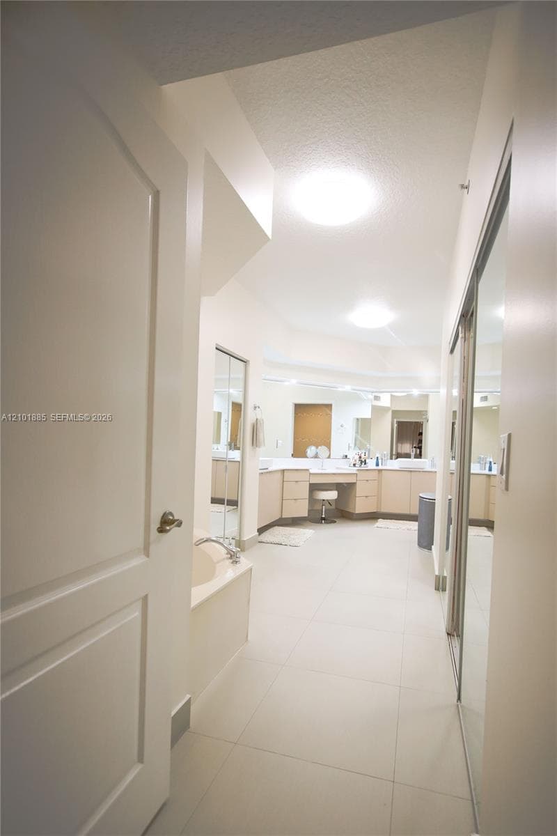 CAPTIVA CONDO B · #307 in Doral - Photo 36