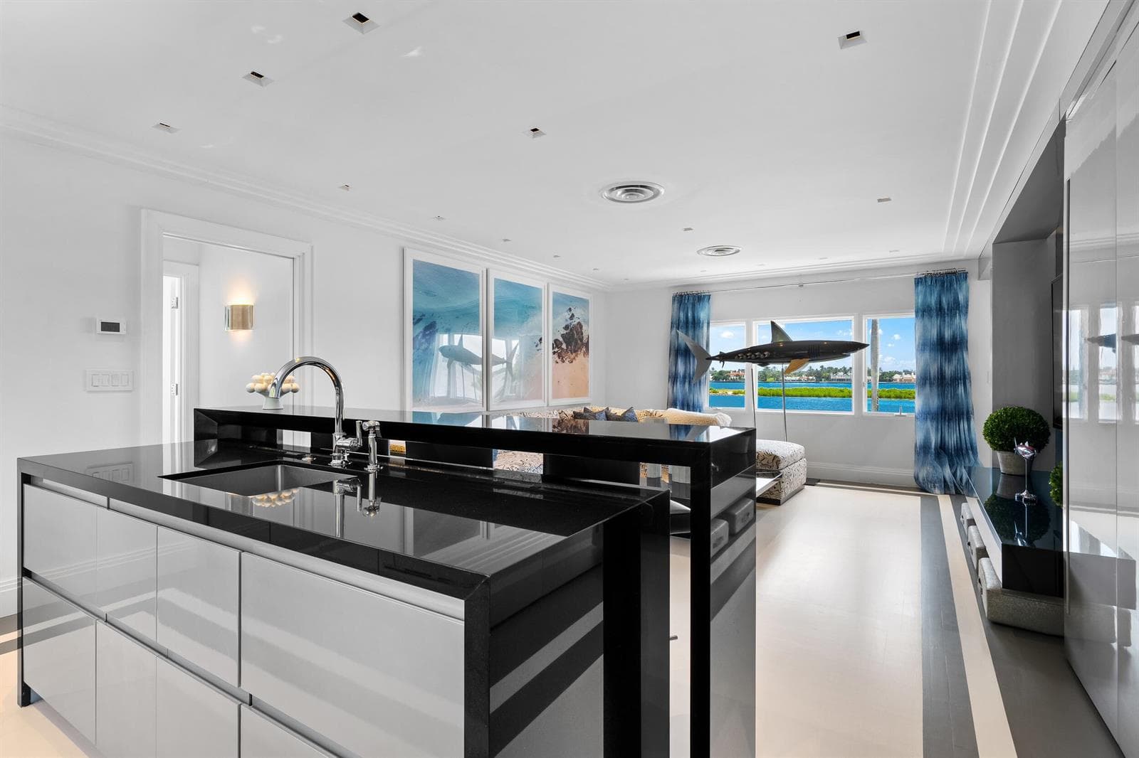 Guest House Kitchen