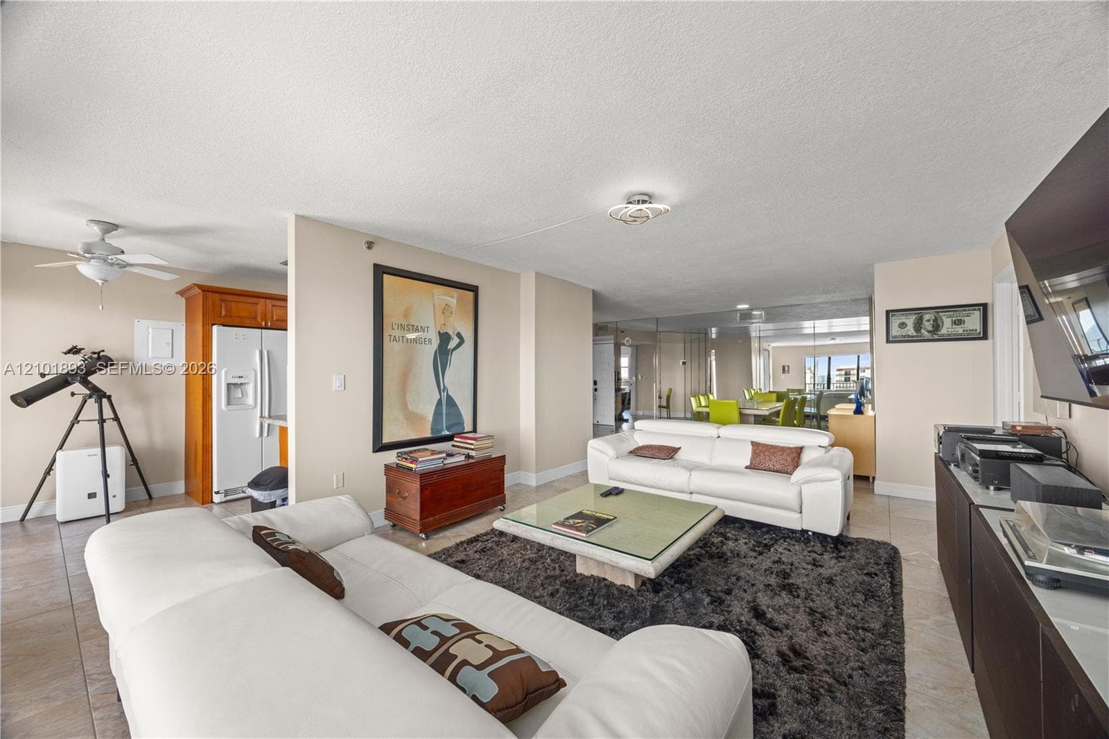 Summit Condo · #1610S in Hollywood - Photo 2
