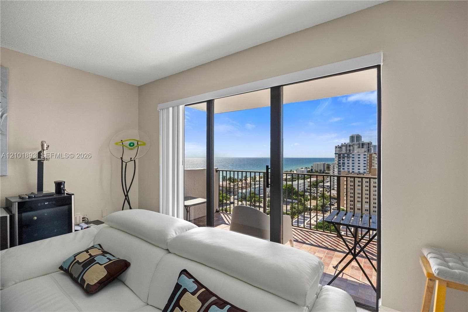 Summit Condo · #1610S in Hollywood - Photo 12