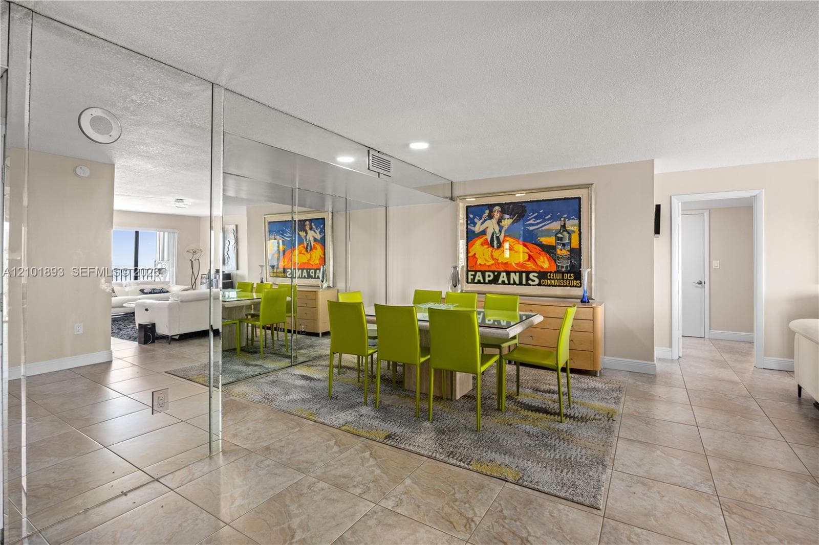 Summit Condo · #1610S in Hollywood - Photo 18