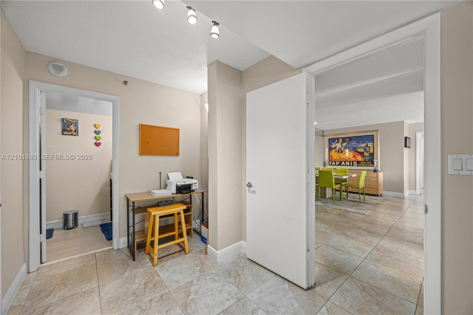 Summit Condo · #1610S in Hollywood - Photo 29