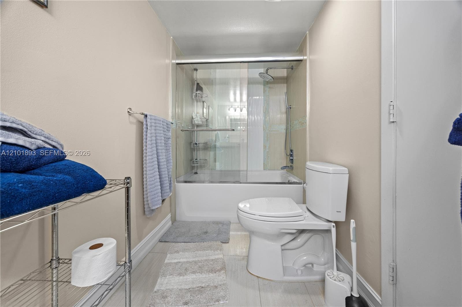 Summit Condo · #1610S in Hollywood - Photo 21