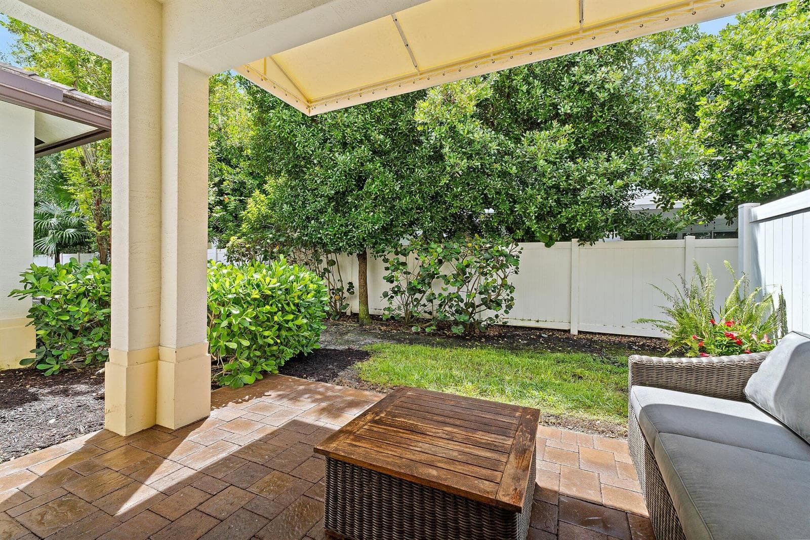 007-4920PointeMidtownWay-PalmBeachGarden