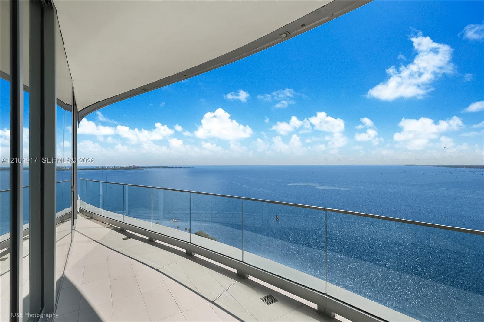 Una Residences · #3002 in Miami - Photo 13