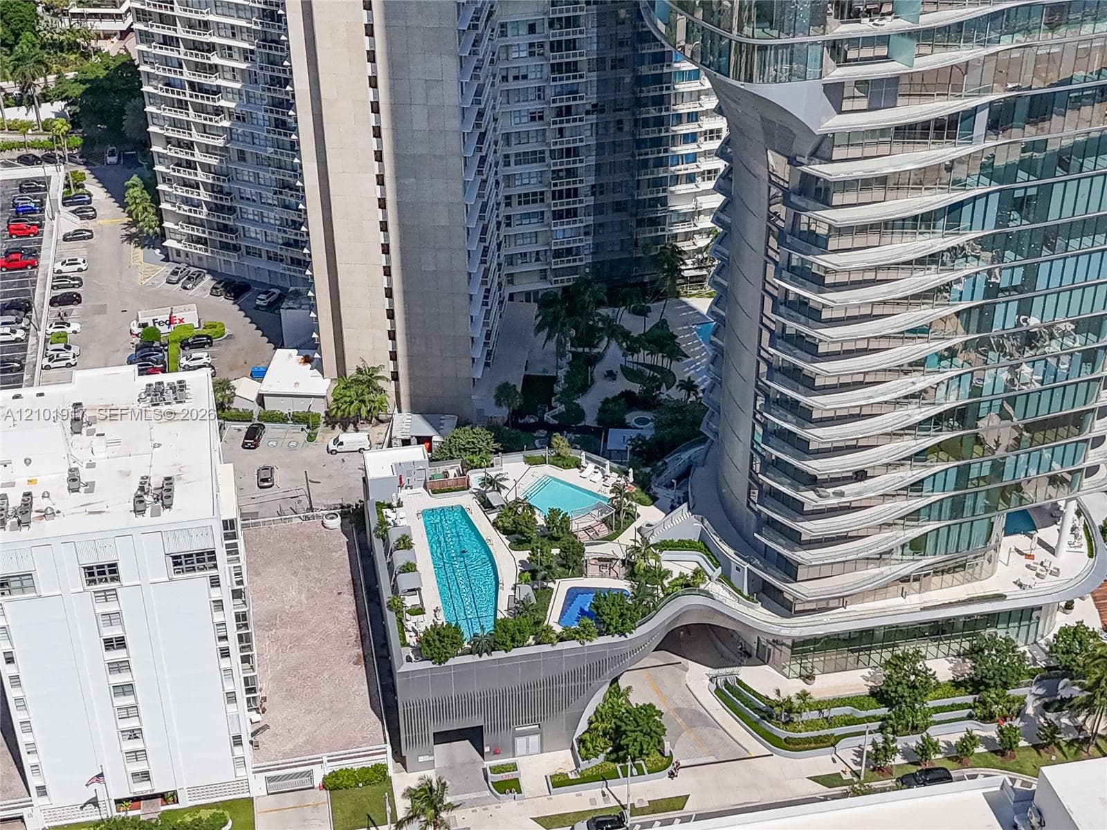Una Residences · #3002 in Miami - Photo 16