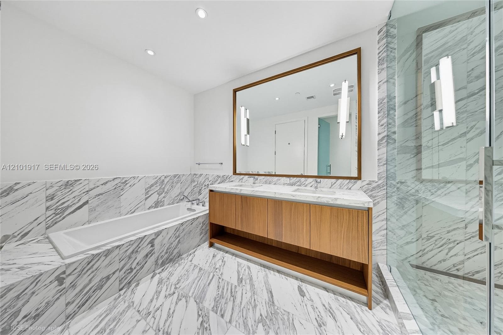 Una Residences · #3002 in Miami - Photo 7