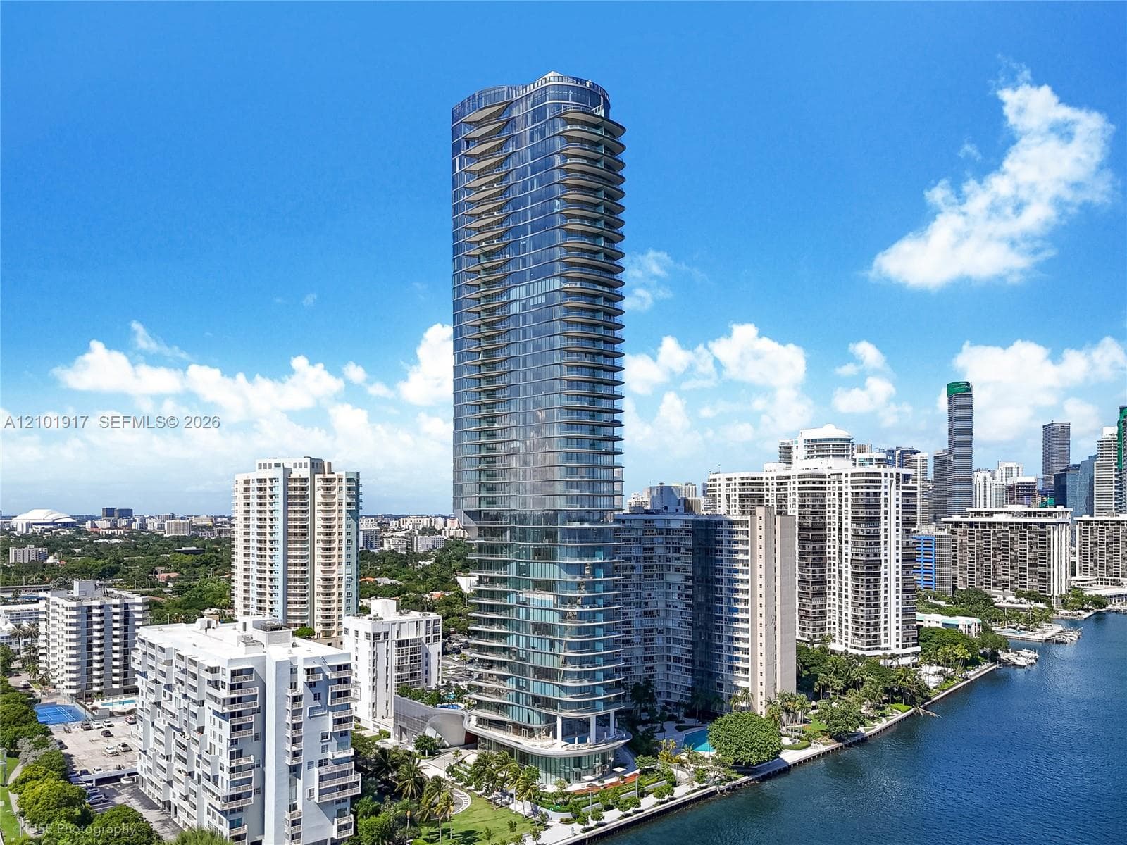 Una Residences · #3002 in Miami - Photo 20