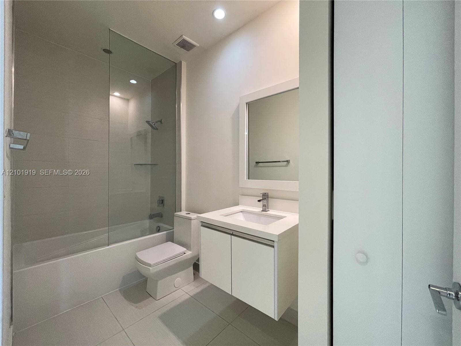 LANDMARK AT DORAL CONDO N · #103 in Doral - Photo 16