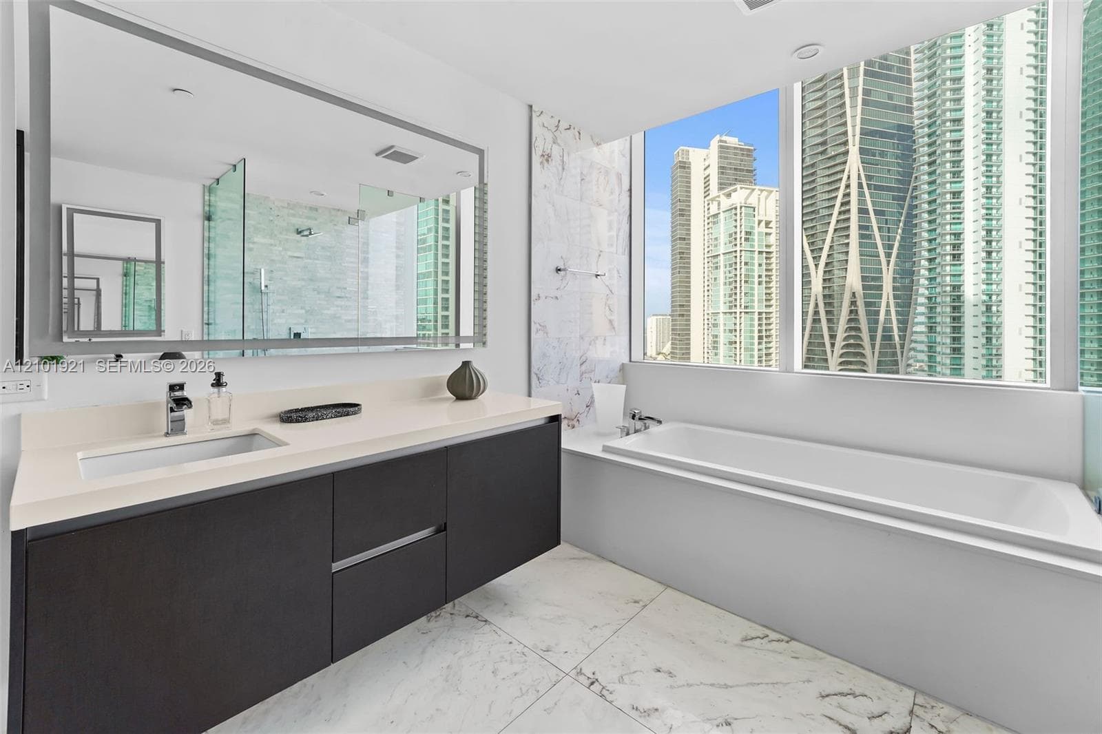 Paramount Miami Worldcenter · #2601 in Miami - Photo 20