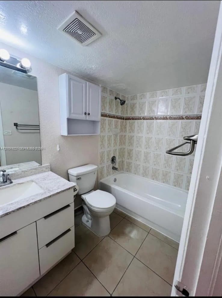 LAS ESTRELLAS CONDO · #224 in Hialeah - Photo 7