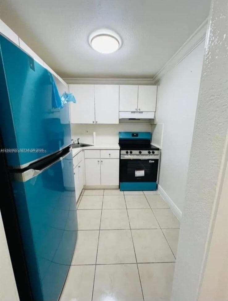 LAS ESTRELLAS CONDO · #224 in Hialeah - Photo 9