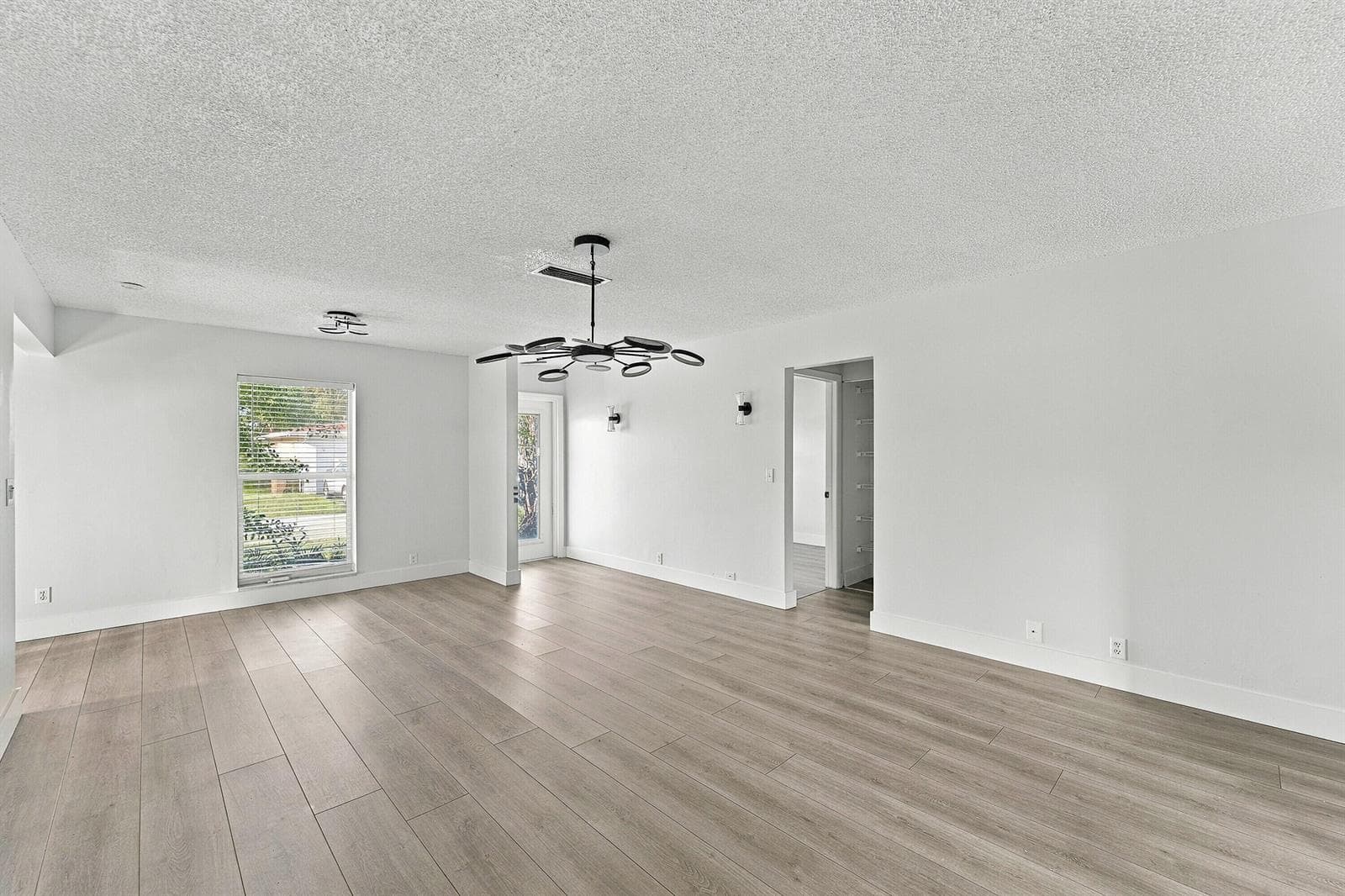 09_living room