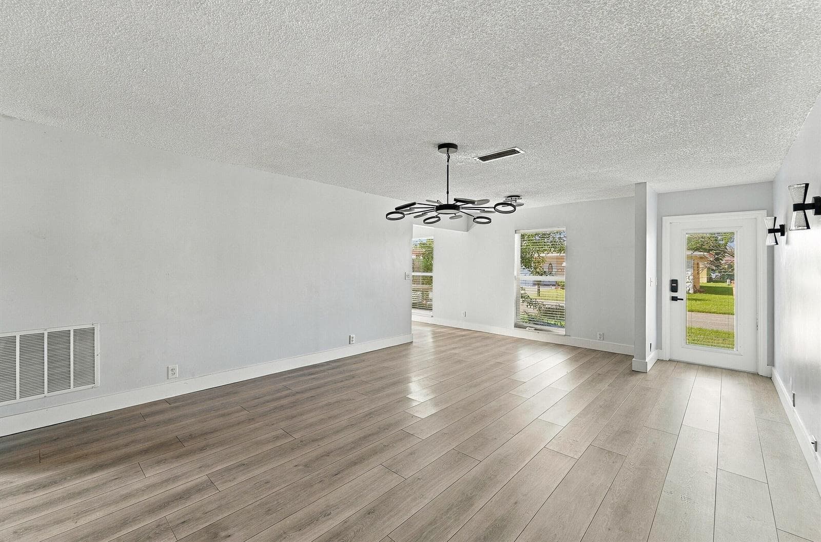 10_living room