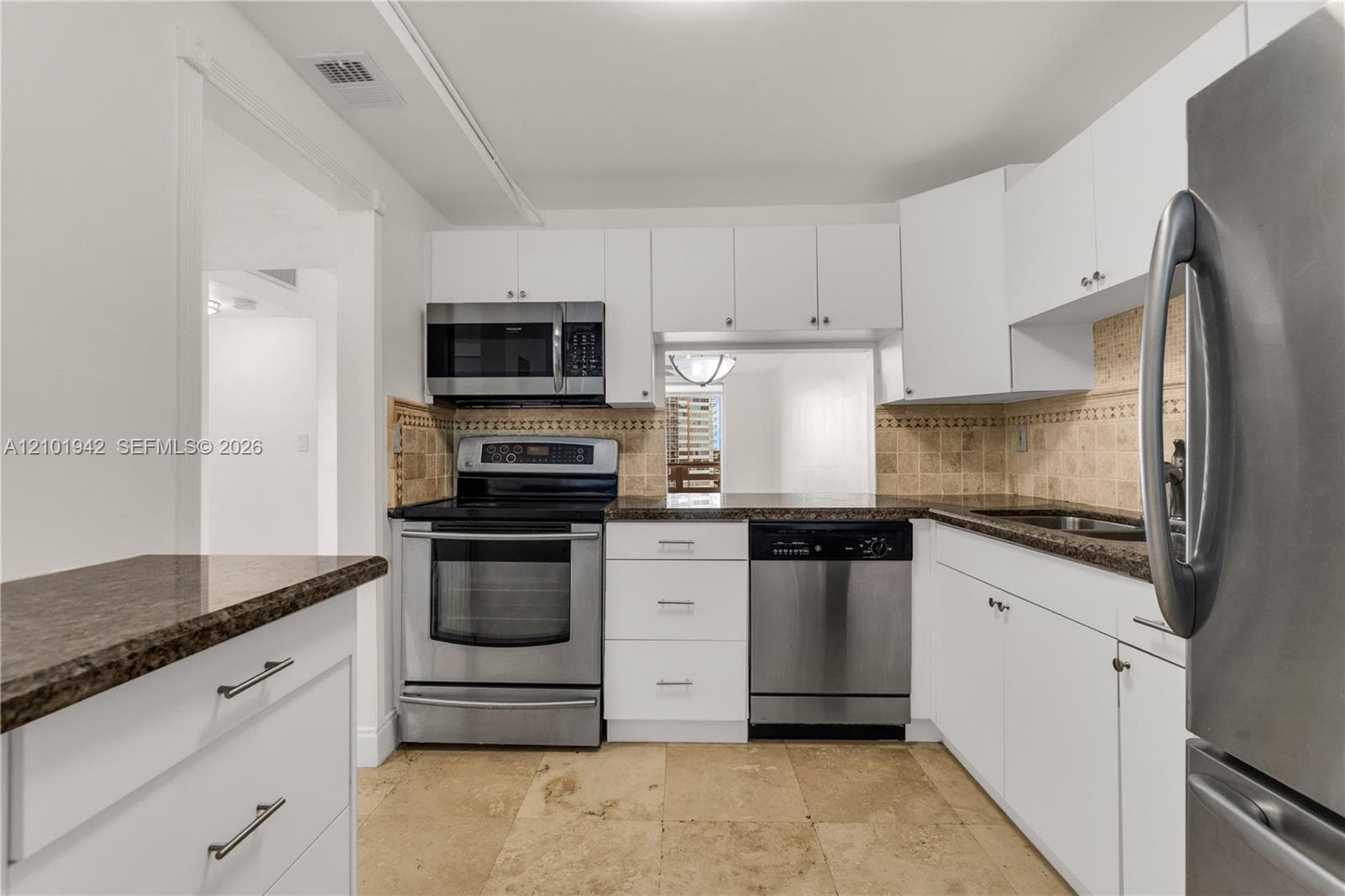 FIFTH MOORINGS CONDO · #892 in Miami - Photo 6