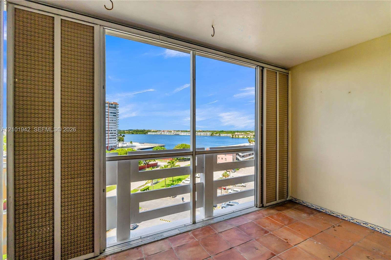FIFTH MOORINGS CONDO · #892 in Miami - Photo 33