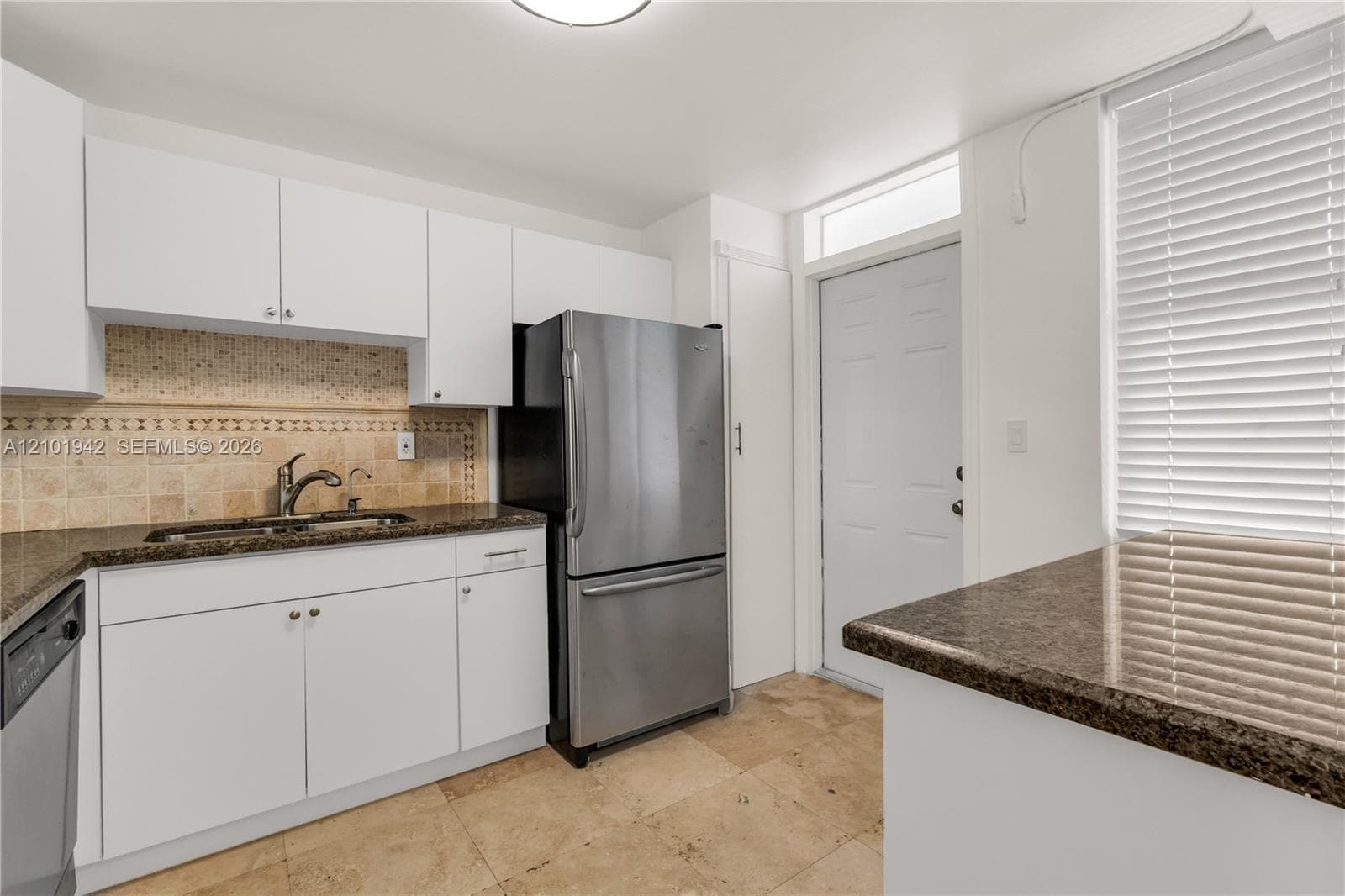 FIFTH MOORINGS CONDO · #892 in Miami - Photo 4