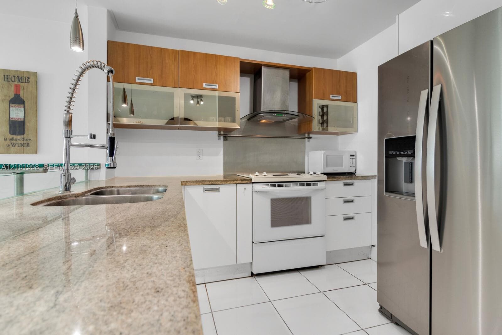 STAR MERIDIAN CONDO · #505 in Miami Beach - Photo 5