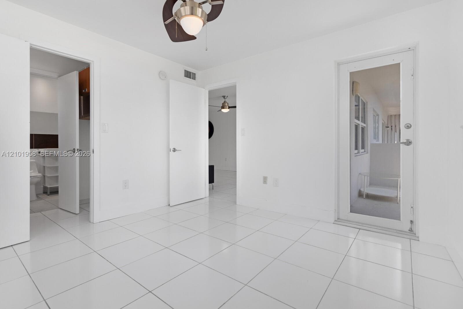 STAR MERIDIAN CONDO · #505 in Miami Beach - Photo 9