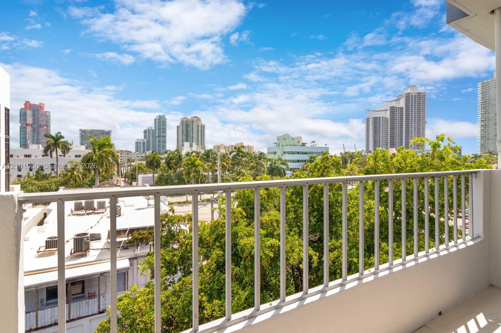STAR MERIDIAN CONDO · #505 in Miami Beach - Photo 18