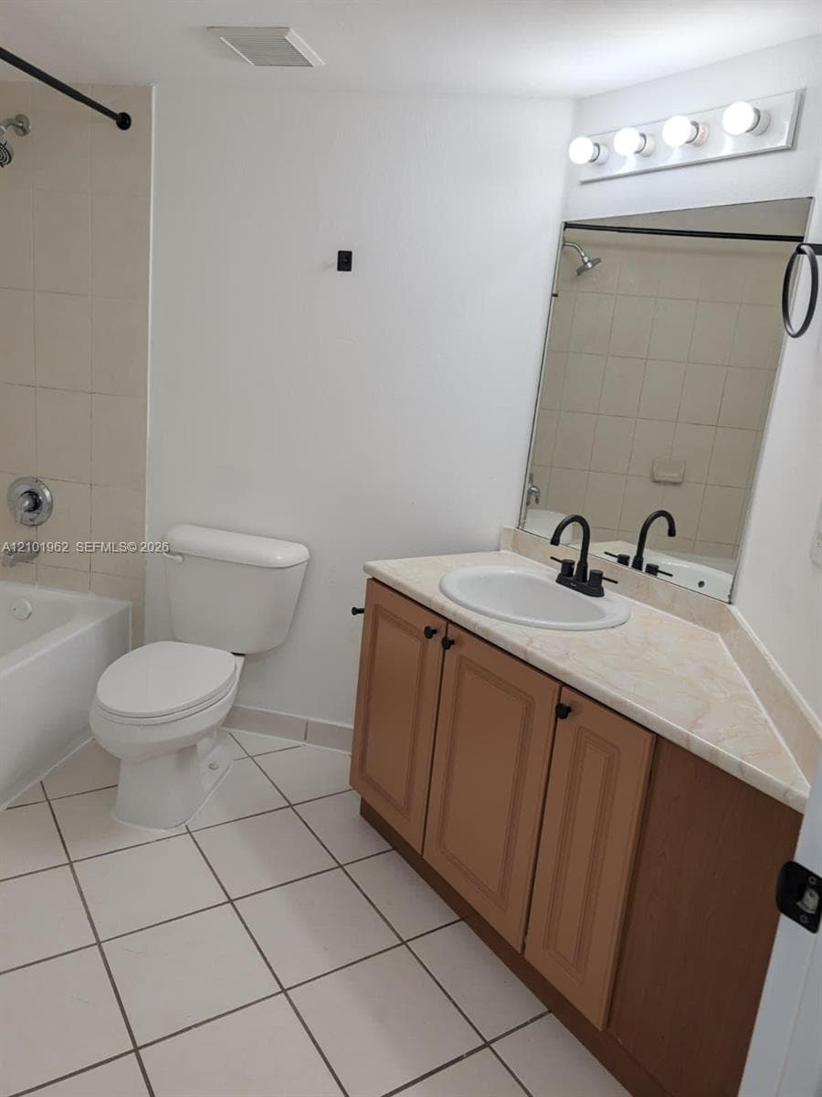 THE OAKS AT MIAMI GARDENS · #303 in Miami Gardens - Photo 17
