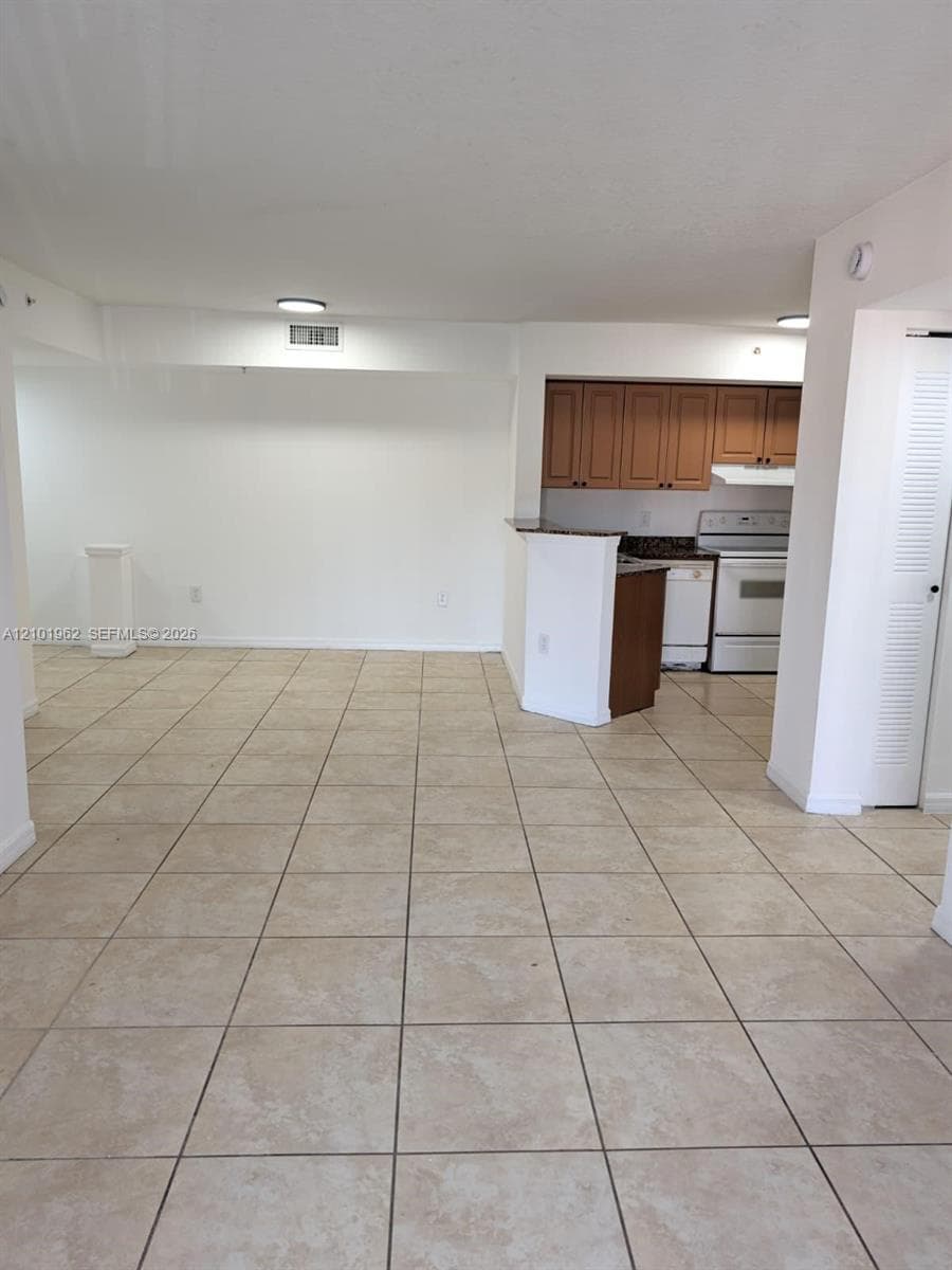 THE OAKS AT MIAMI GARDENS · #303 in Miami Gardens - Photo 9