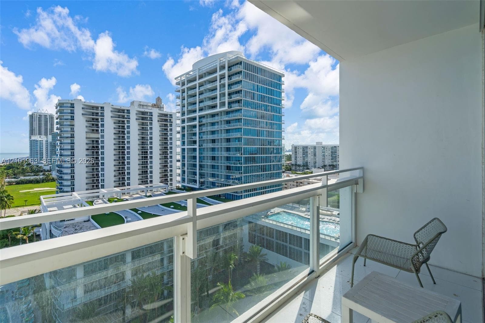 Carillon Miami Beach · #Deed No 1206) in Miami Beach - Photo 27