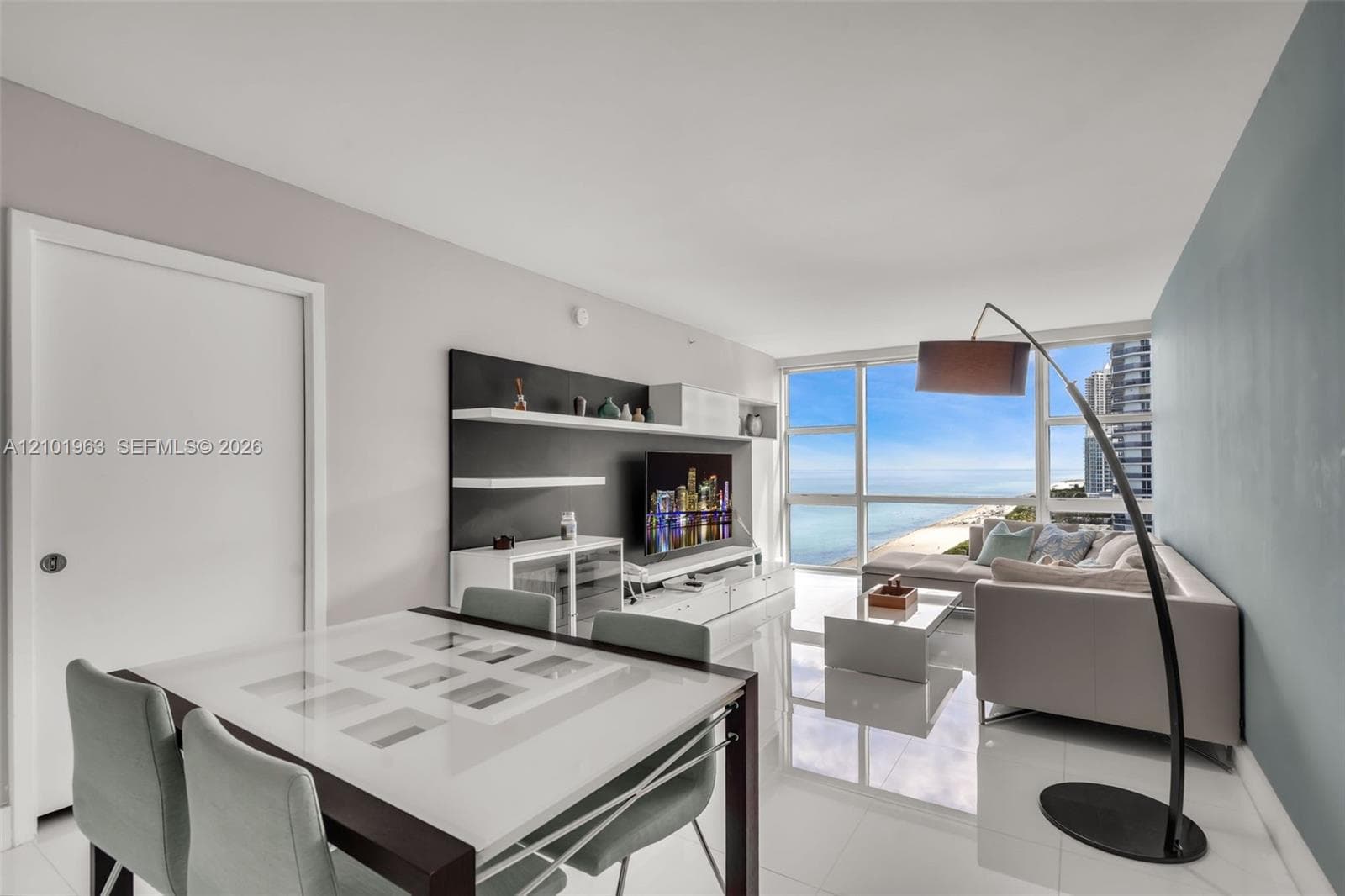 Carillon Miami Beach · #Deed No 1206) in Miami Beach - Photo 13