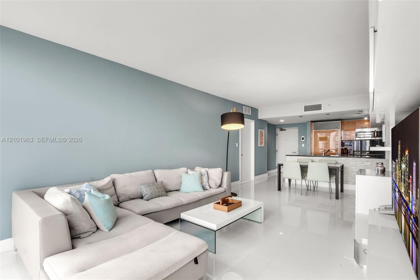 Carillon Miami Beach · #Deed No 1206) in Miami Beach - Photo 7