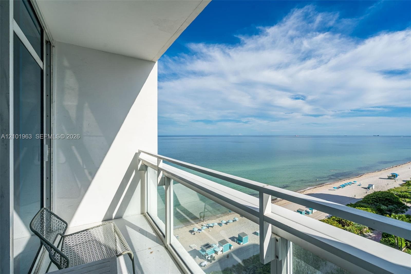 Carillon Miami Beach · #Deed No 1206) in Miami Beach - Photo 28