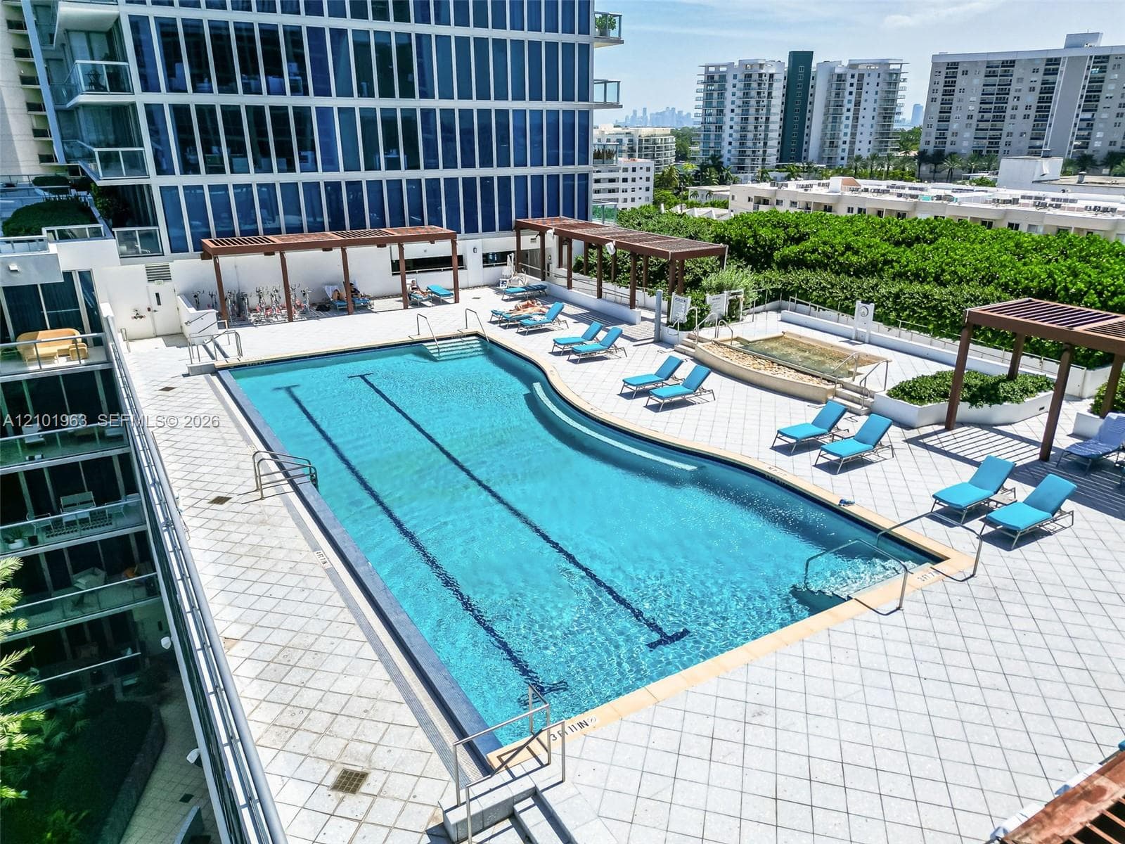 Carillon Miami Beach · #Deed No 1206) in Miami Beach - Photo 33