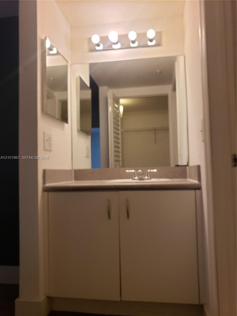 SEYBOLD POINTE CONDO · #407 in Miami - Photo 9