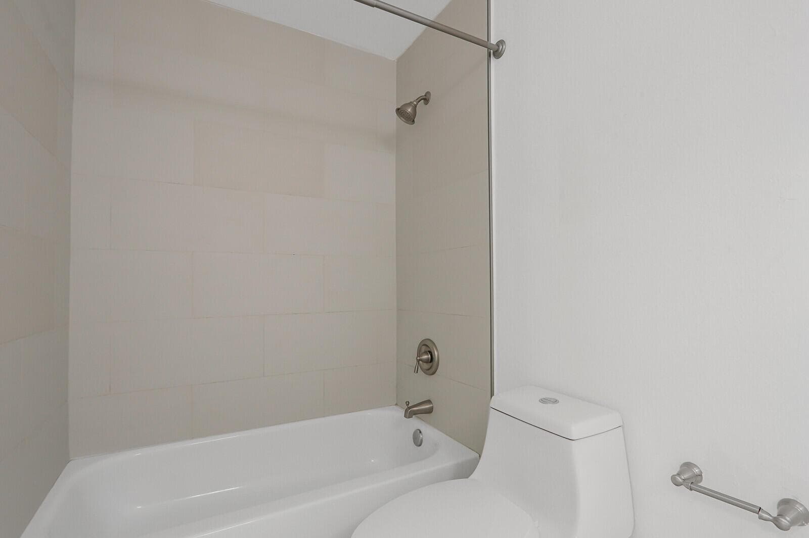 2916-302 2ND BATH 2