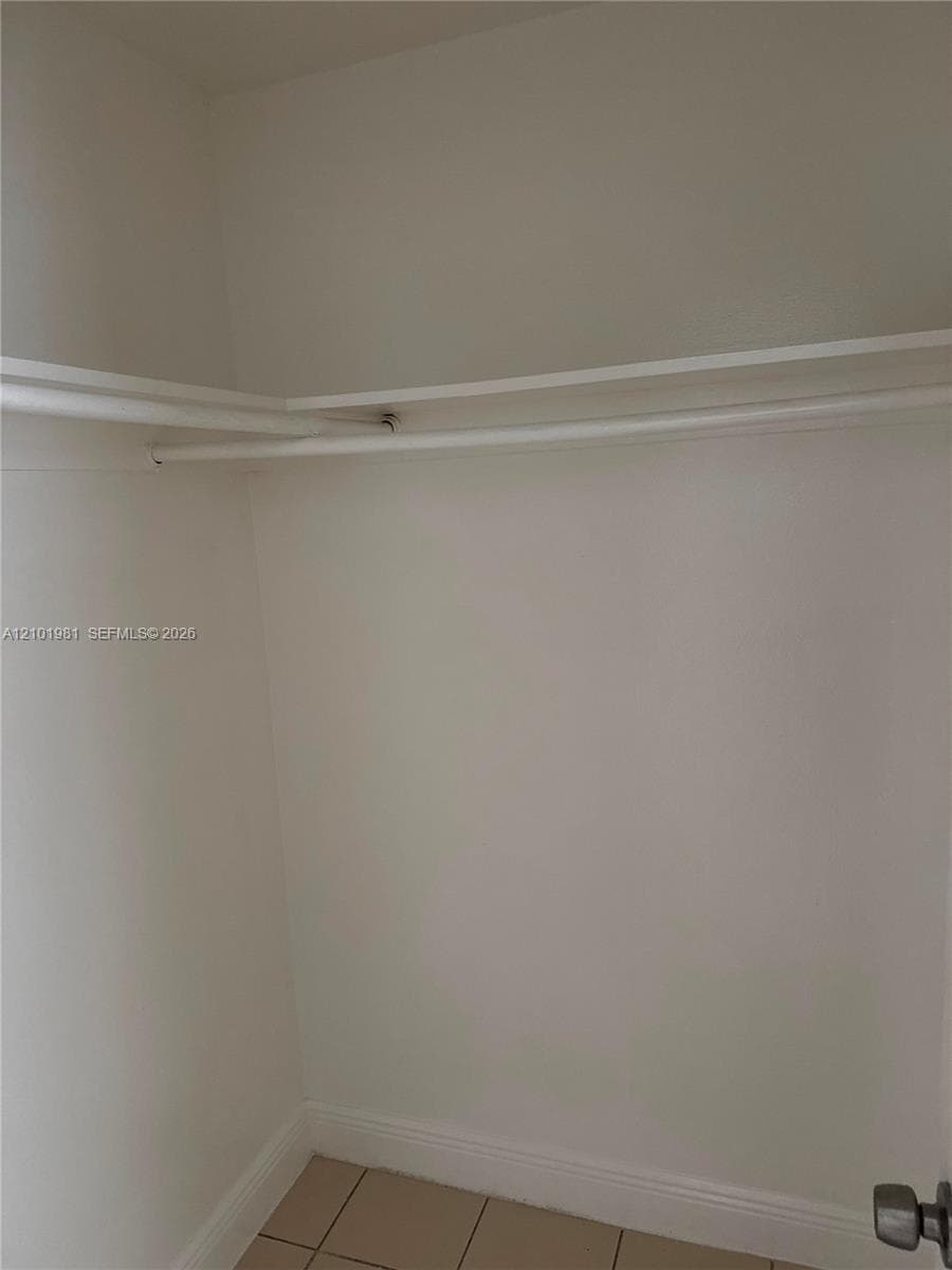 OCEAN DRIVE ESTATES CONDO · #203 in Pompano Beach - Photo 12
