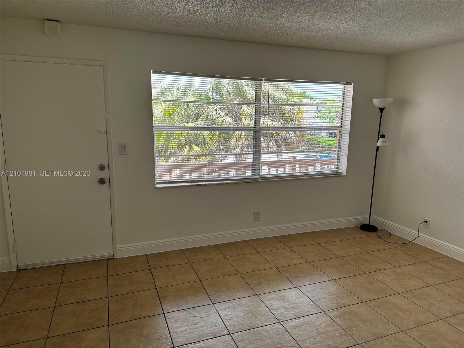 OCEAN DRIVE ESTATES CONDO · #203 in Pompano Beach - Photo 7