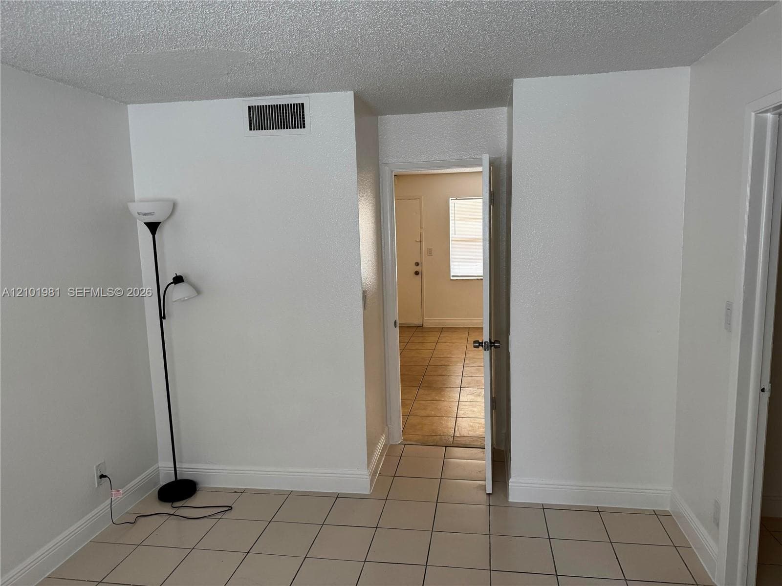OCEAN DRIVE ESTATES CONDO · #203 in Pompano Beach - Photo 9