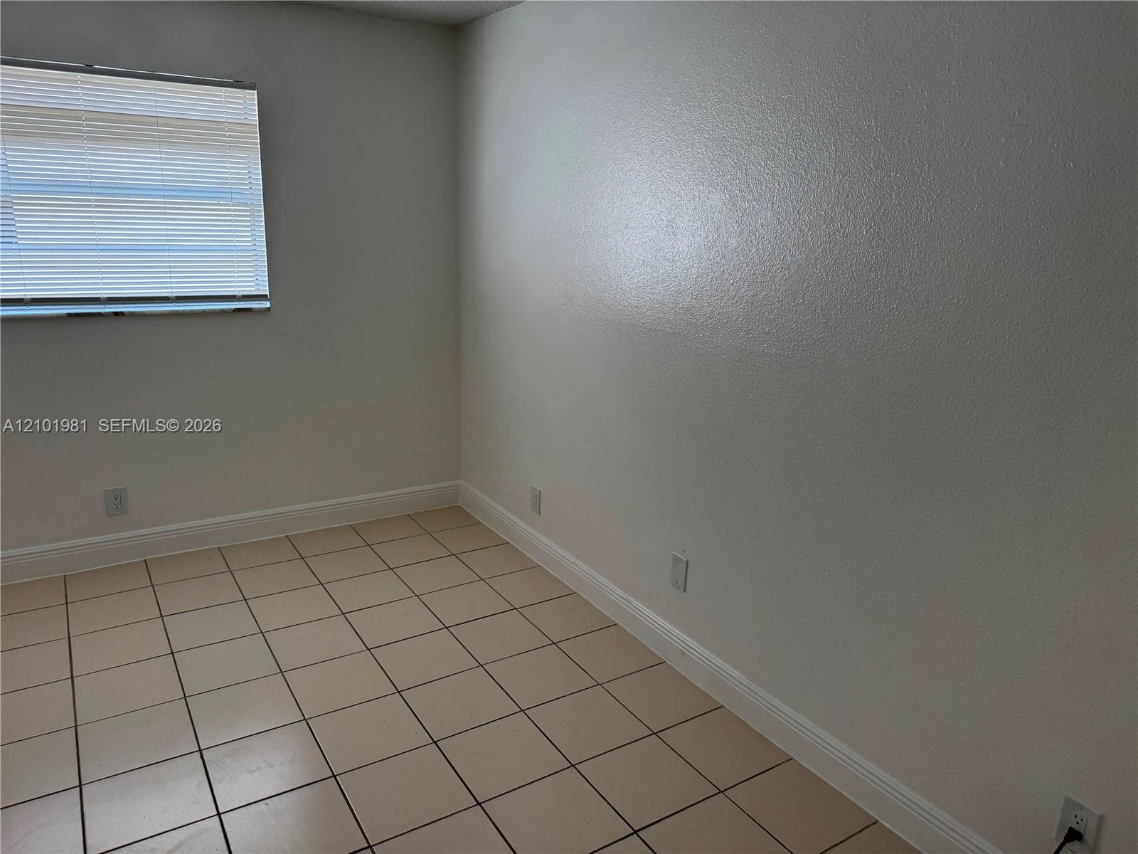 OCEAN DRIVE ESTATES CONDO · #203 in Pompano Beach - Photo 11