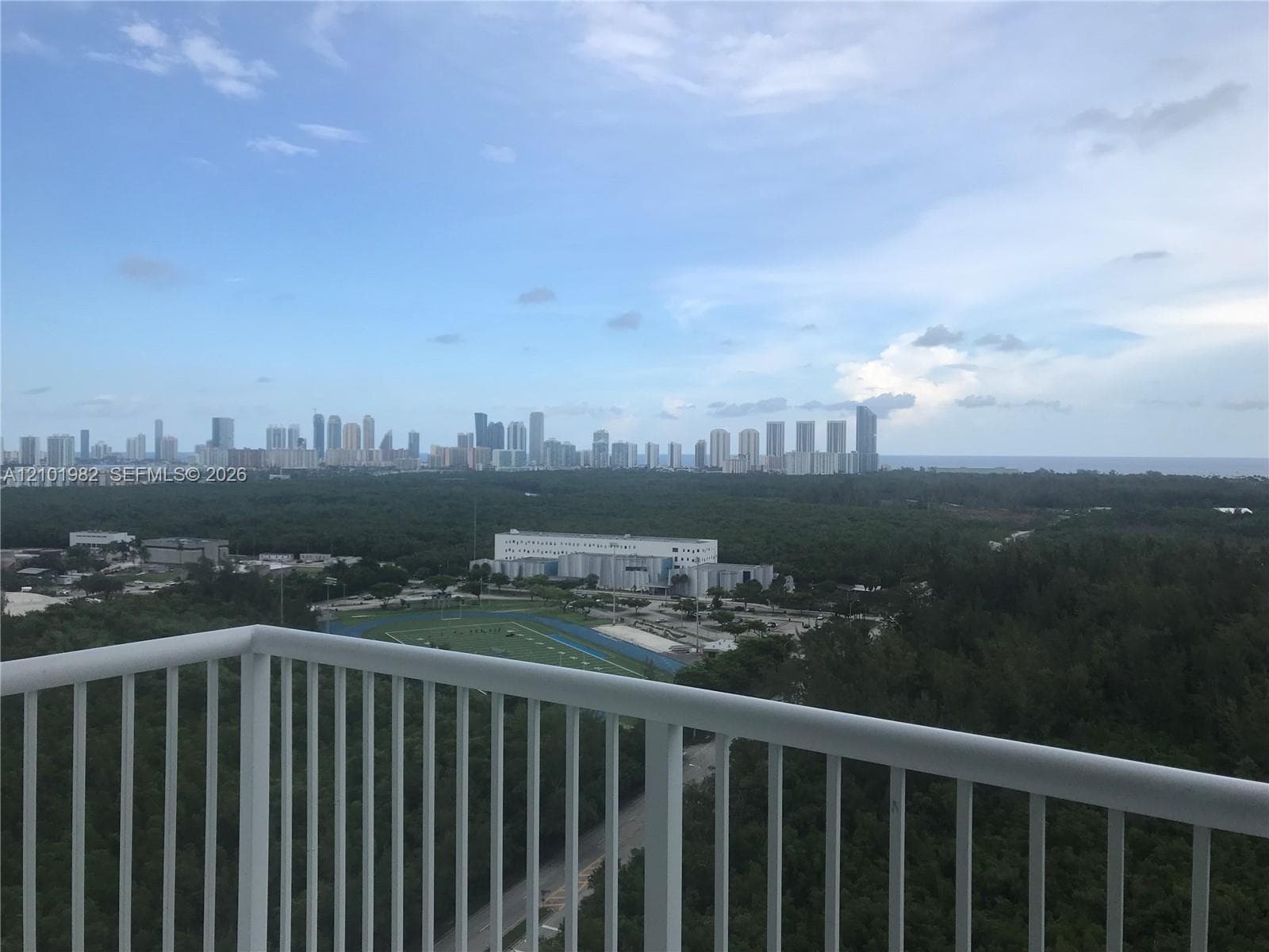THE OAKS I CONDO · #2204 in North Miami - Photo 9